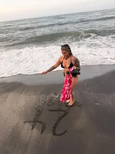 Nathalia_stone_ ONE DAY AT A TIME....🌊🖤 Foto 4