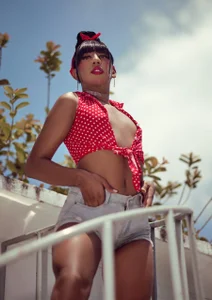 IsabellaDarrell_ts 🐬🐬 Immagine  2