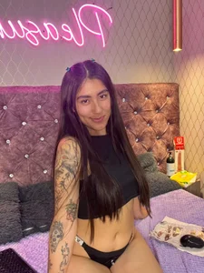 AntonellaRosex Public Bilde 6
