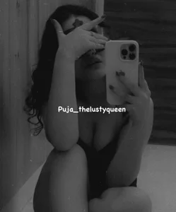 LadyDominique: Public ( 2 фото)