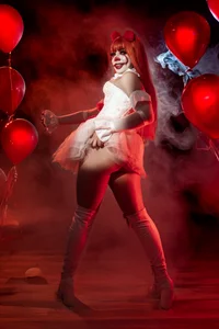 Lizzie-Evans A LITTLE MORE HALLOWEEN 😈 Kuva 3