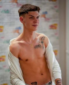 YoungD2003 Just me Poză 2