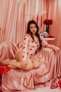 IvyEllis Who wants to be my Sugar Valentine?😍🌈 Foto 8