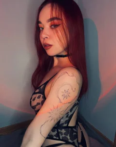 annie_lee6 More of me Pic 4