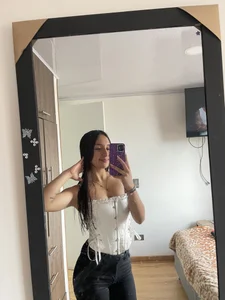 Hello de Leah_moon1  4 Imagens