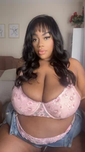 Mari_Melons Public Immagine  8