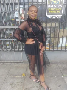 InnocentSlutXxPublic图片 7