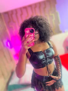Do you like how I look? od cataleya_flores  6 snímek