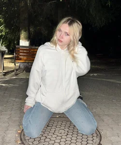 CassandraBardon Public зображення