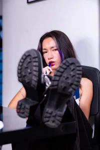 LilyThea A sexy secretary Immagine  8