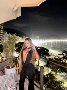 Public de Sara_trans_hot  9 photos