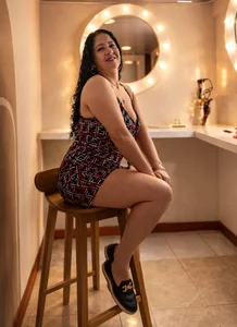 Adelesmithh kullanıcısının Looks that Burn 🔥 albümü -  4 fotoğraf