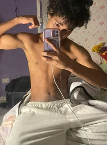 Santy_bigcock_01 🥵 Foto
