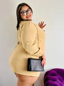 Bustyy_Juicy_Rs Public  5টি ছবি
