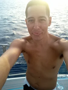 breedyouraw40 Public Foto