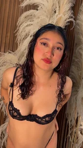 Naomi_Tovar ཐི༏ཋྀ 𝐹𝑜𝑟 𝑌𝑜𝑢 ⌝ Pic 4