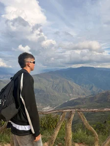 Let's escape the routine od Jasson___  3 snímek