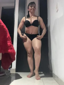 Zdjęcia clara_heat Dark, safe… unforgettable 🖤:  4