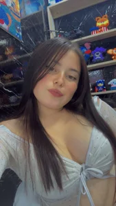 cloe_kiss01 Public Kuva 4