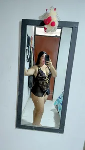 VOLUPTUOUS AND VERY PLEASANT GIRL