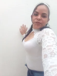 MiaAyshel Casual Pic