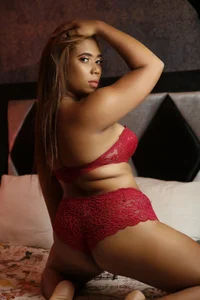 SofiaLCarter7 Public Pic