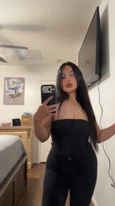 Monique de OnlyMonique  4 Imagens