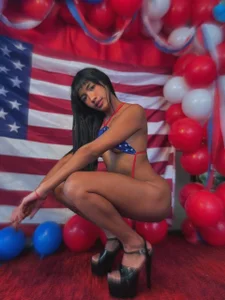 Tyla_Ksのhappy 4th July 💙🤍❤️の 2枚の写真