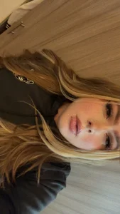 AnneVanHelsing Public Gambar 3