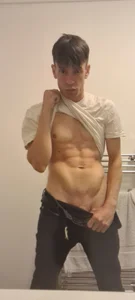 BigBroBig7 Public Pic 4
