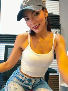 HannaPetit I have a pending meeting with you…behind closed doors.😏🖤 Εικόνα 2