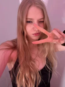 _Milana_Sparkl75_ Public Pic