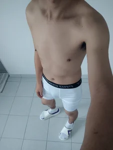 kaiwen068Public图片 2