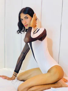 Sunny_OS Fierce & Irresistible 💋 Foto