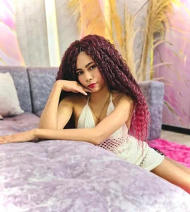 Ammy_Woodd Your sexy girl 💕  8টি ছবি