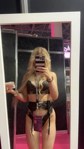 Holly-Glamour Venus 2023 Pic 3