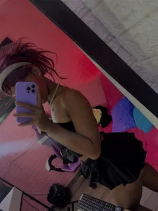 Liiz_Hot Public Kuva 5