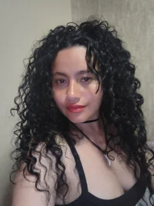 Yaya_watson Black 🖤 Pic 2