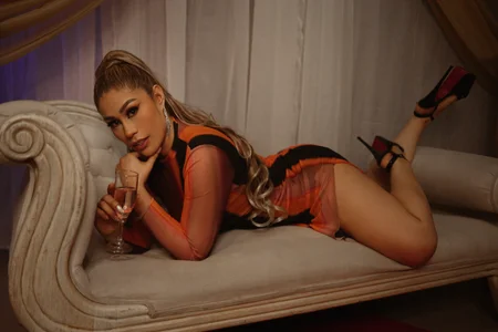 Mara_Torres1 Romantic dinner with me🍷 Immagine  2