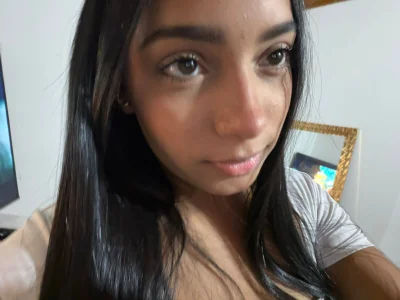 Leilaplus0s Public Pic