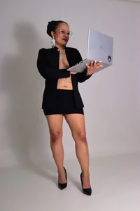 britanyy_: Office of pleasure ( 3 фото)