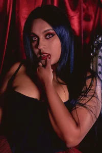 ellamontoya U BAD VAMPIRE Pic 2