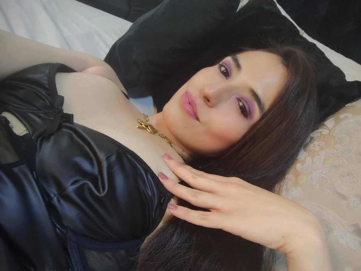 MeganNightt 님의 트렌드 중인 사진  5763개