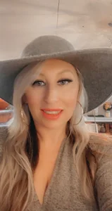 LoveMePenelope Just me! Pic