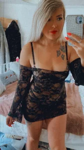 xxcurvyjessiexx What you can have to play with ;) Pic 6