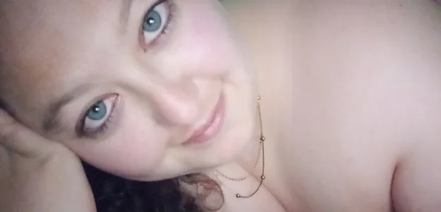 Chloee_Peach Public Gambar 5