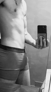 snellnic Hot One Pic 5