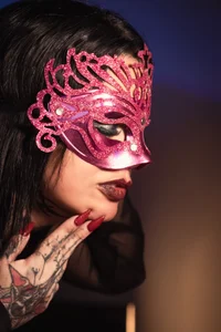 MorganaCrowley Mask photo session 🎭 Pic 6