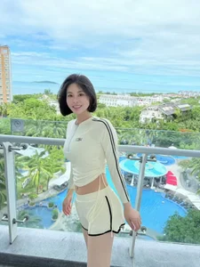 jiayao1999の我之前叫Lucy-66账号丢了，开过我王子的联系我我会给你们发专属福利の 5枚の写真