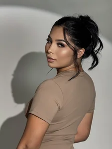 CharlotteGraay Miss Graay💗 Pic 2